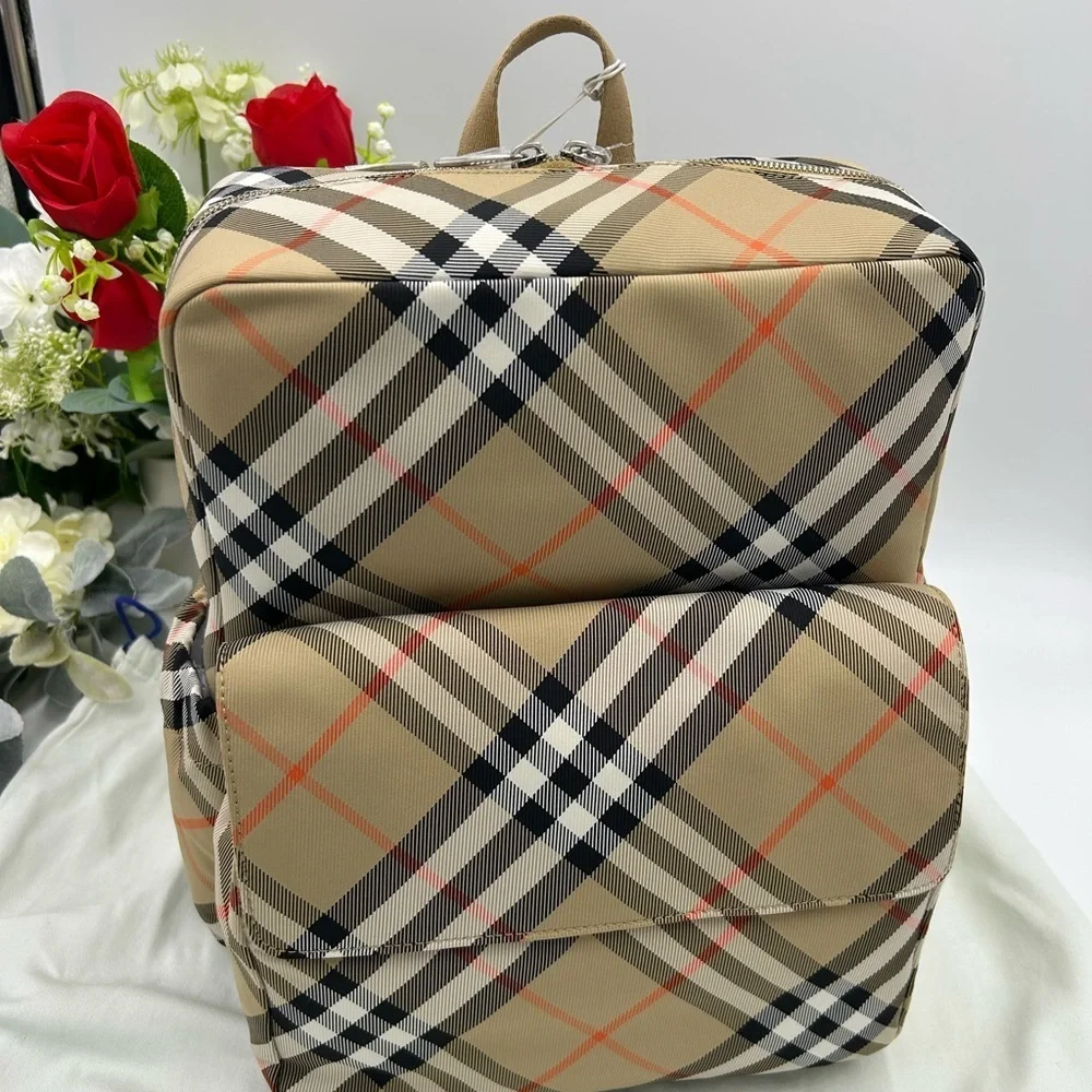 Burberry stylish checkered